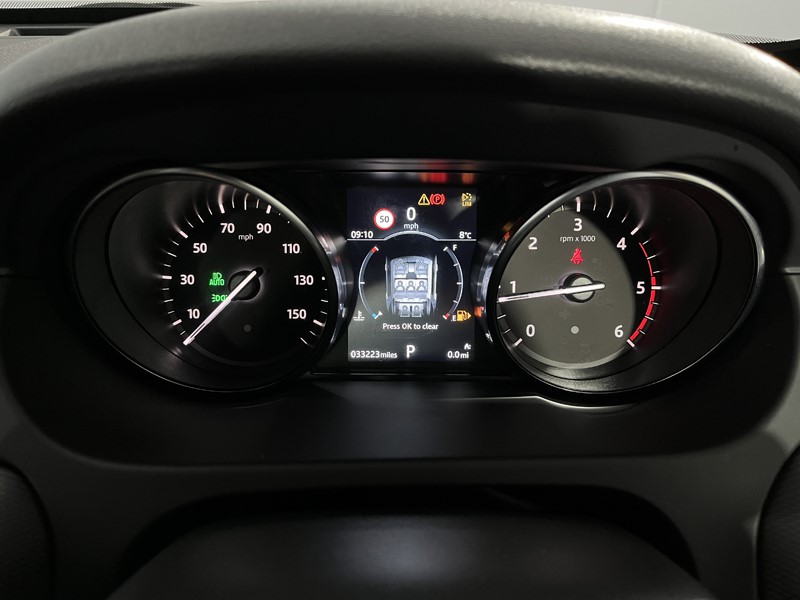 2019 (19) LAND ROVER DISCOVERY SPORT 2.0 TD4 180 HSE Luxury 5dr Auto 5007558