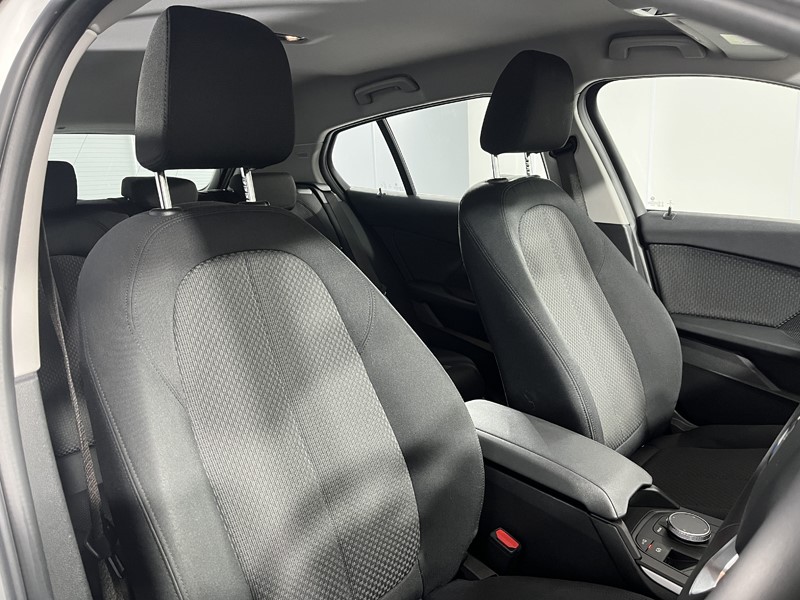 2020 (70) BMW 1 SERIES 118i SE 5dr 4986683