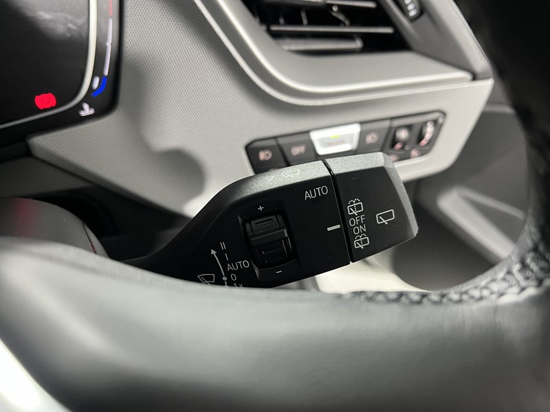 2020 (70) BMW 1 SERIES 118i SE 5dr 4986696