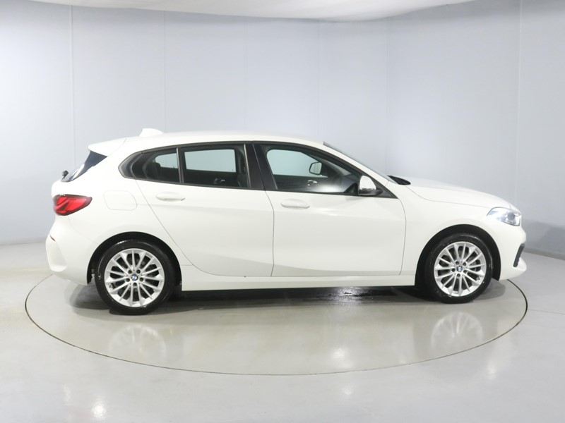 2020 (70) BMW 1 SERIES 118i SE 5dr 4986675
