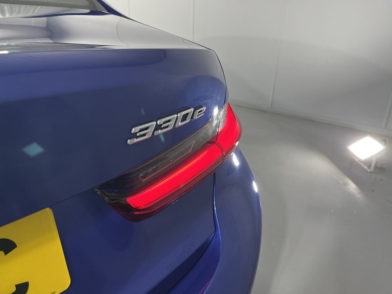 2024 (24) BMW 3 SERIES 330e M Sport 4dr Step Auto 4981948
