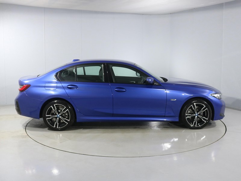 2024 (24) BMW 3 SERIES 330e M Sport 4dr Step Auto 4981904