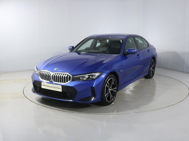 2024 (24) BMW 3 SERIES 330e M Sport 4dr Step Auto 4981950