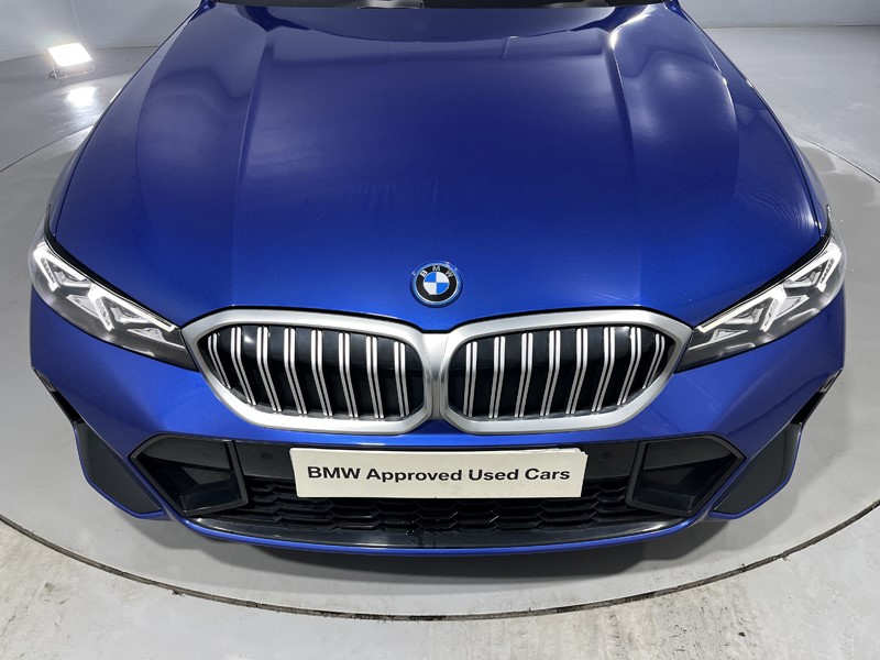 2024 (24) BMW 3 SERIES 330e M Sport 4dr Step Auto 4981944