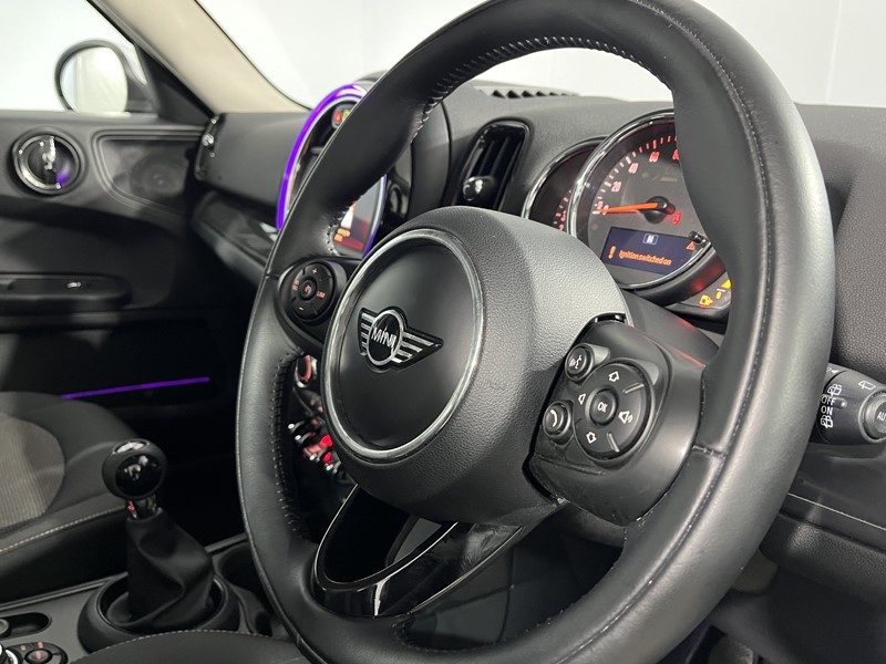 2018 (68) MINI COUNTRYMAN 2.0 Cooper D 5dr 4999897