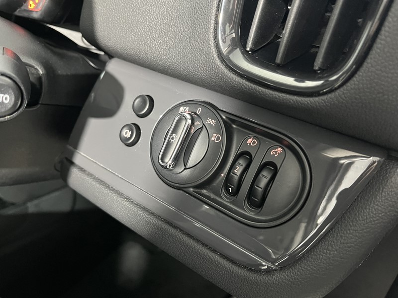 2018 (68) MINI COUNTRYMAN 2.0 Cooper D 5dr 4999896