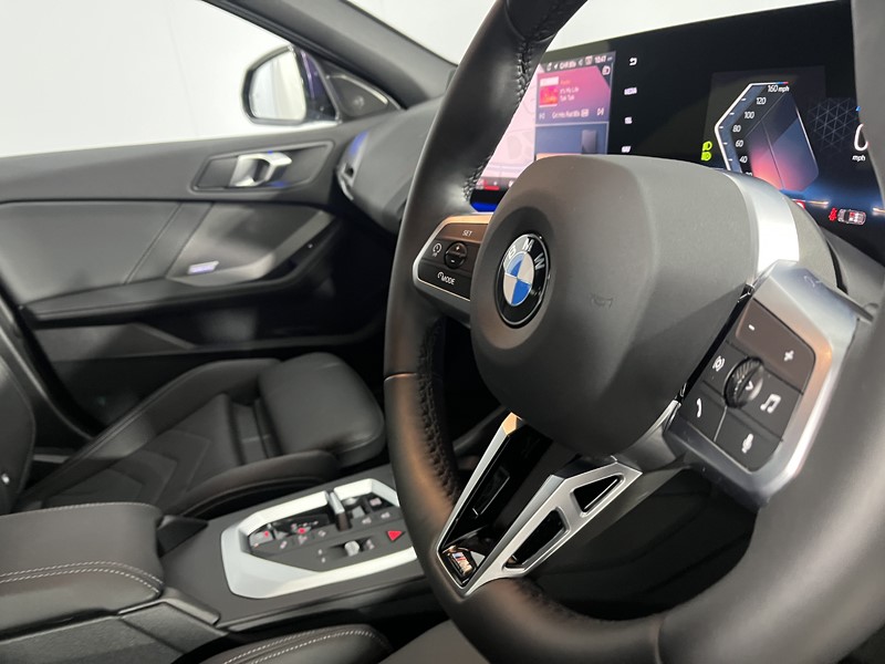 2025 (25) BMW 1 SERIES 123 xDrive M Sport 5dr Step Auto 4983166