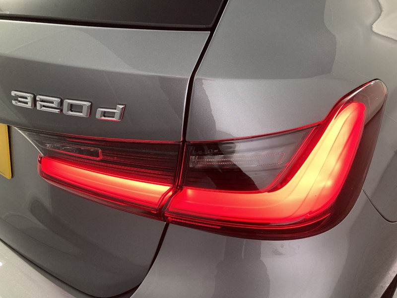 2023 (23) BMW 3 SERIES 320d MHT M Sport 5dr Step Auto [Pro Pack] 4985629