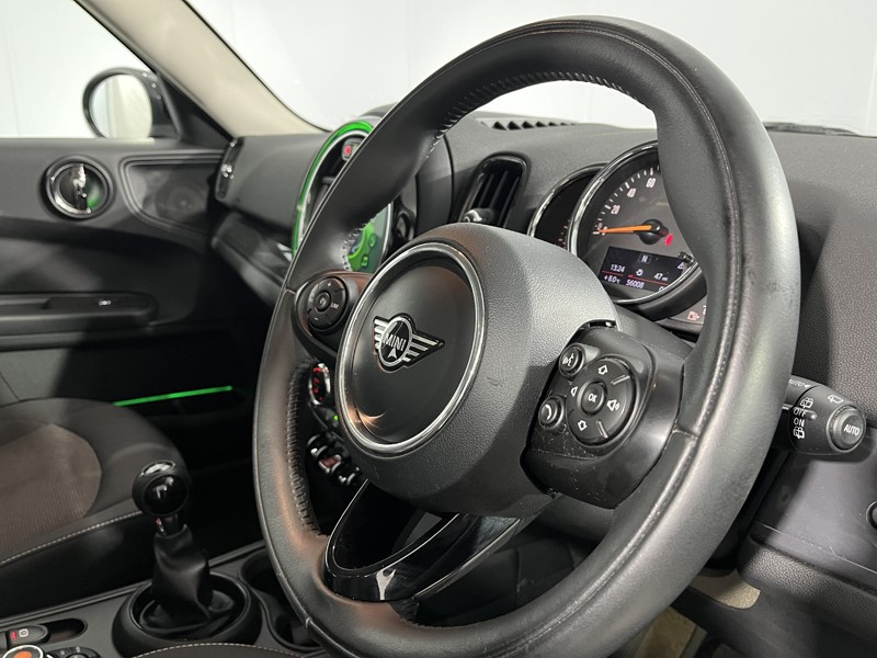 2019 (69) MINI COUNTRYMAN 1.5 Cooper Classic 5dr 4991279