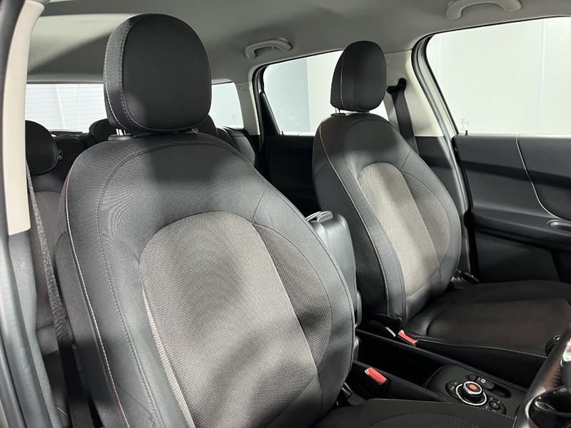 2019 (69) MINI COUNTRYMAN 1.5 Cooper Classic 5dr 4991268