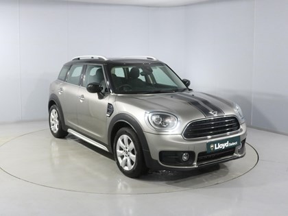 2019 (69) MINI COUNTRYMAN 1.5 Cooper Classic 5dr