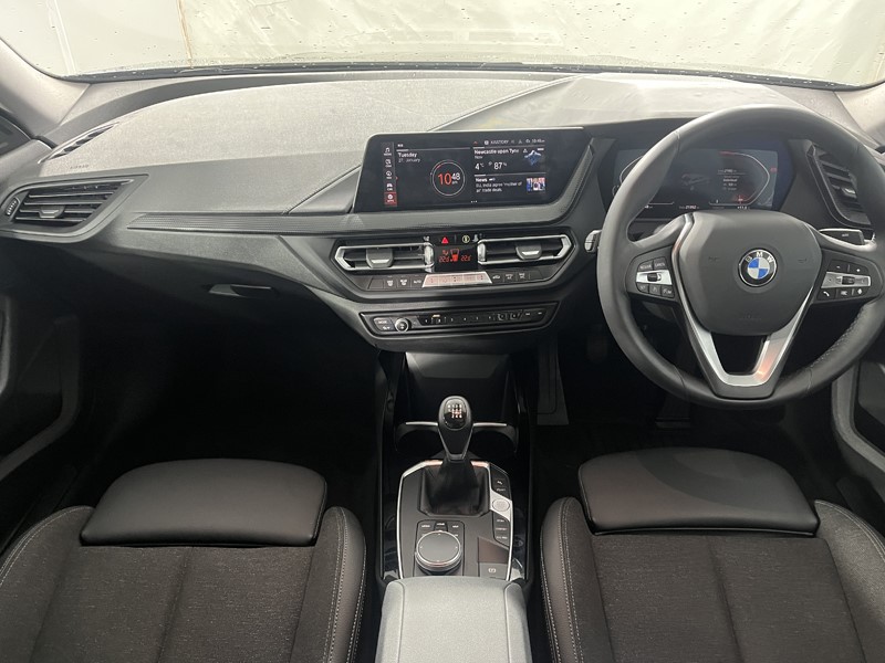 2022 (72) BMW 2 SERIES 218i [136] Sport 4dr [Live Cockpit Professional] 4994424