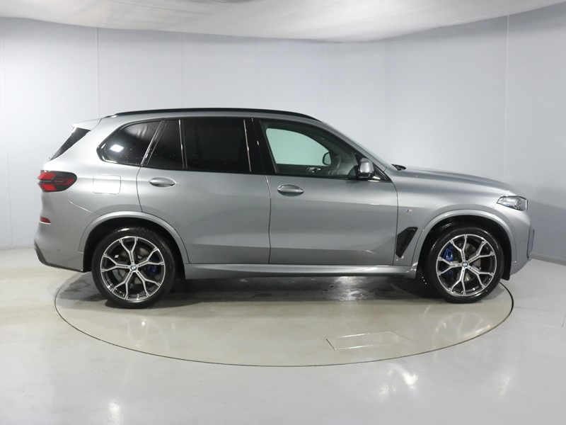 2025 (25) BMW X5 xDrive30d MHT M Sport 5dr Auto 5000632