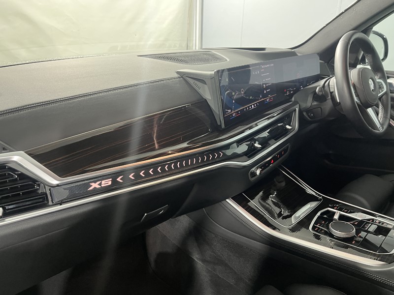 2025 (25) BMW X5 xDrive30d MHT M Sport 5dr Auto 5000636