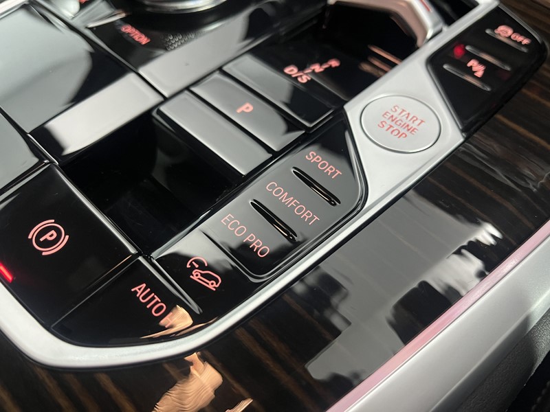 2025 (25) BMW X5 xDrive30d MHT M Sport 5dr Auto 5000665