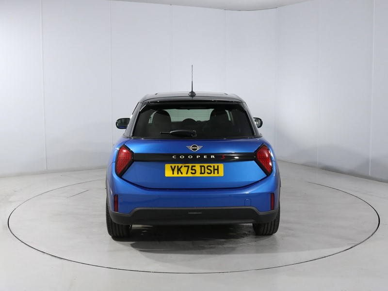 2026 (75) MINI COOPER 2.0 S Sport [Level 2] 5dr Auto 5633603