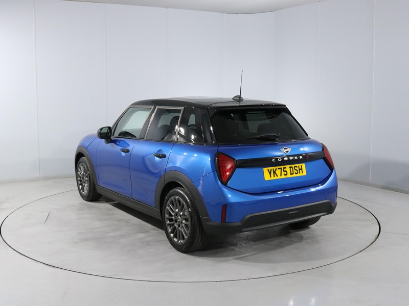 2026 (75) MINI COOPER 2.0 S Sport [Level 2] 5dr Auto 5633590