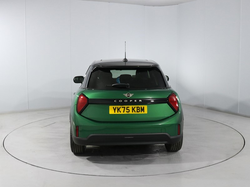 2026 (75) MINI COOPER 1.5 C Classic [Level 2] 5dr Auto 5633865