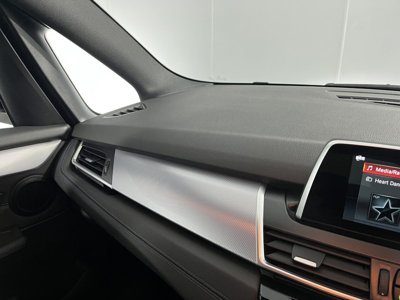 2019 (19) BMW 2 SERIES 220i M Sport 5dr DCT 4985401