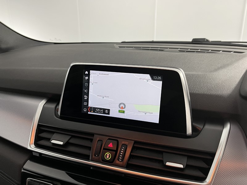 2019 (19) BMW 2 SERIES 220i M Sport 5dr DCT 4985386