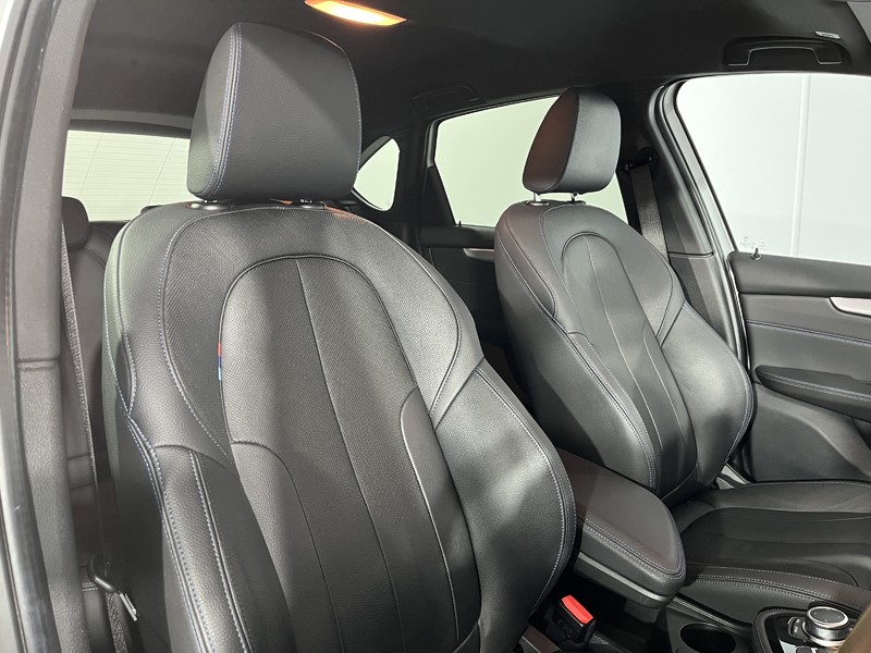 2019 (19) BMW 2 SERIES 220i M Sport 5dr DCT 4985376