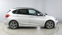 2019 (19) BMW 2 SERIES 220i M Sport 5dr DCT 4985362