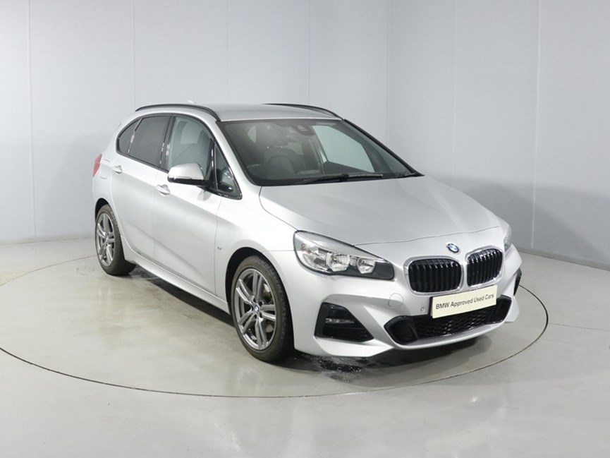 2019 (19) BMW 2 SERIES 220i M Sport 5dr DCT