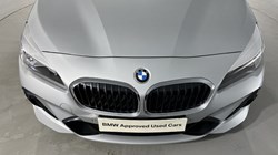 2019 (19) BMW 2 SERIES 220i M Sport 5dr DCT 4985423