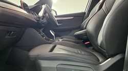 2019 (19) BMW 2 SERIES 220i M Sport 5dr DCT 4985415