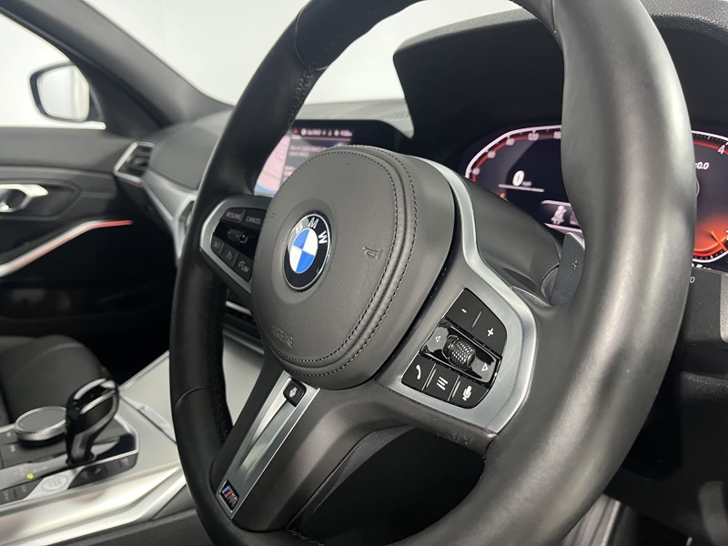 2020 (20) BMW 3 SERIES 320d M Sport 4dr Step Auto 5002708