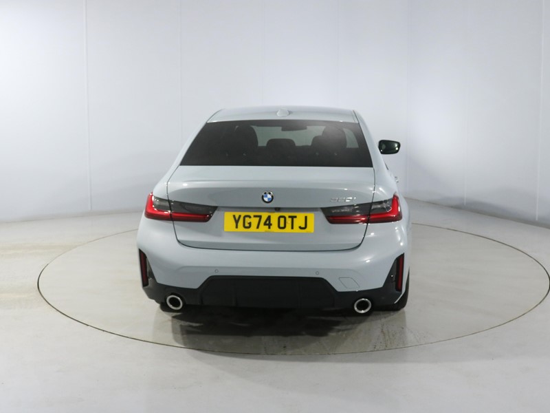 2024 (74) BMW 3 SERIES 320i M Sport 4dr Step Auto 5003522