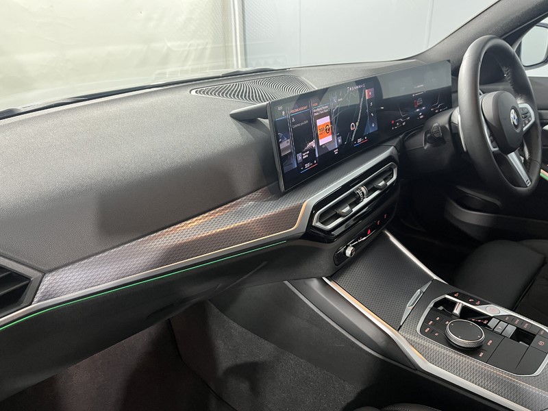 2024 (74) BMW 3 SERIES 320i M Sport 4dr Step Auto 5003564