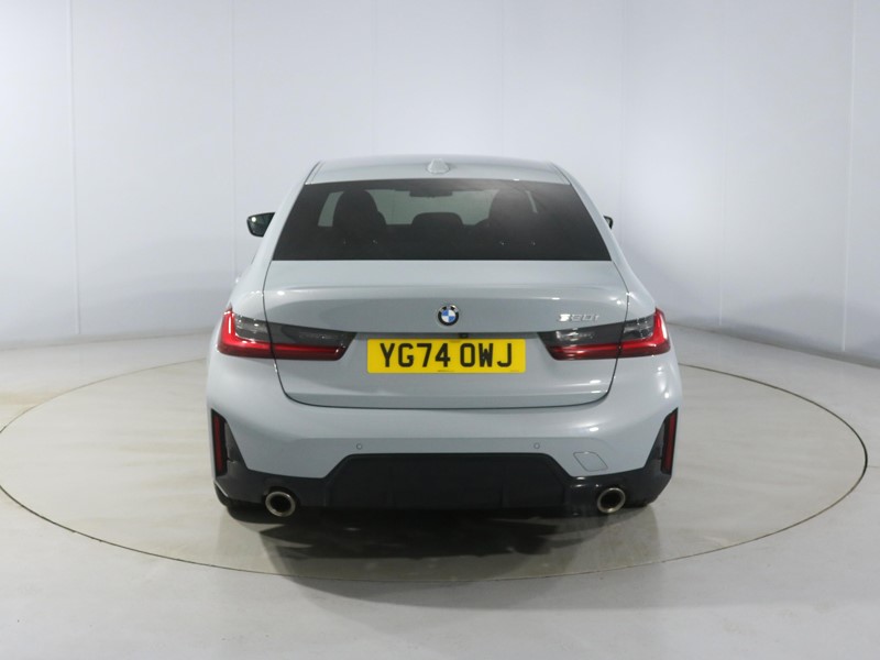 2024 (74) BMW 3 SERIES 320i M Sport 4dr Step Auto 5003572