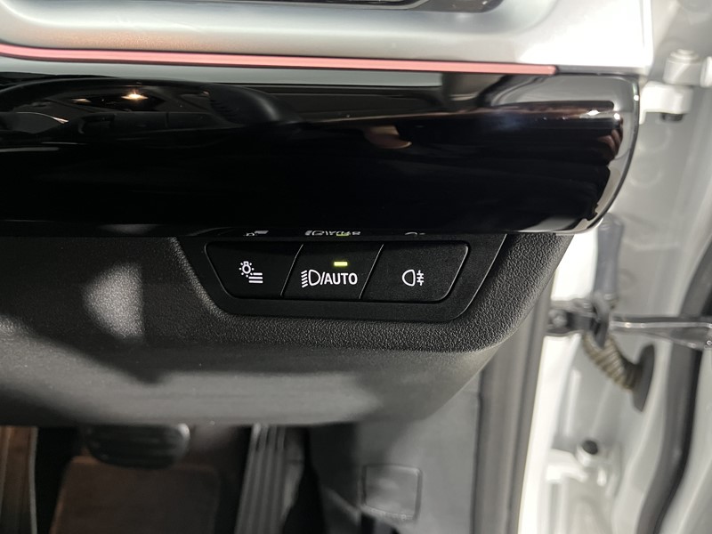 2023 (73) BMW iX1 230kW xDrive30 xLine 65kWh 5dr Auto 4999608