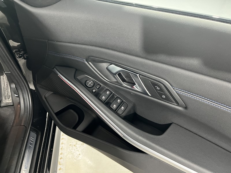 2024 (24) BMW 3 SERIES 320i M Sport 4dr Step Auto 5008109