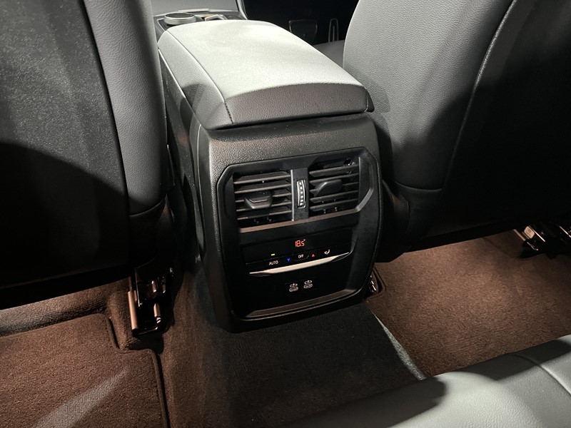 2024 (24) BMW 3 SERIES 320i M Sport 4dr Step Auto 5008125