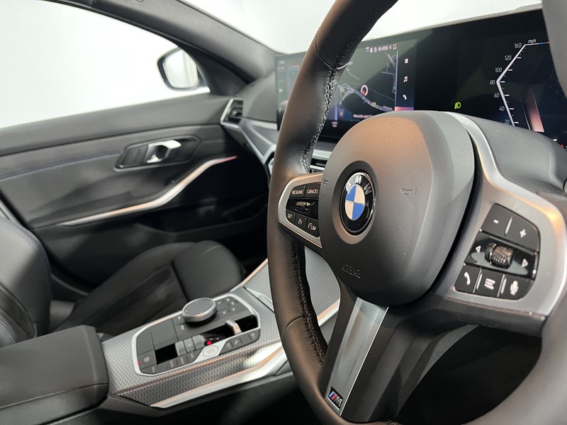 2024 (24) BMW 3 SERIES 320i M Sport 4dr Step Auto 5008111