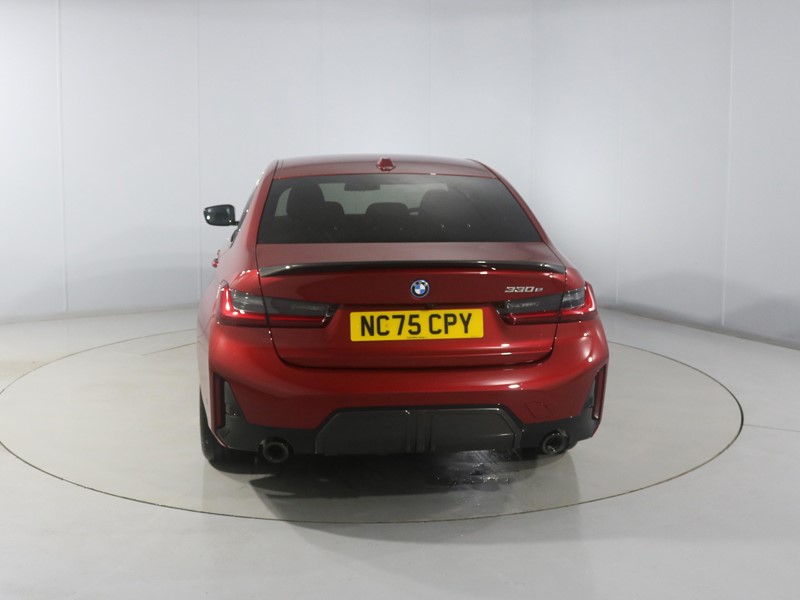 2026 (75) BMW 3 SERIES 330e 22.3 kWh M Sport 4dr Step Auto [Pro Pack] 5364631