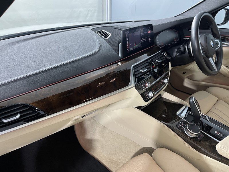 2020 (69) BMW 5 SERIES 540i xDrive M Sport 4dr Auto 5091570