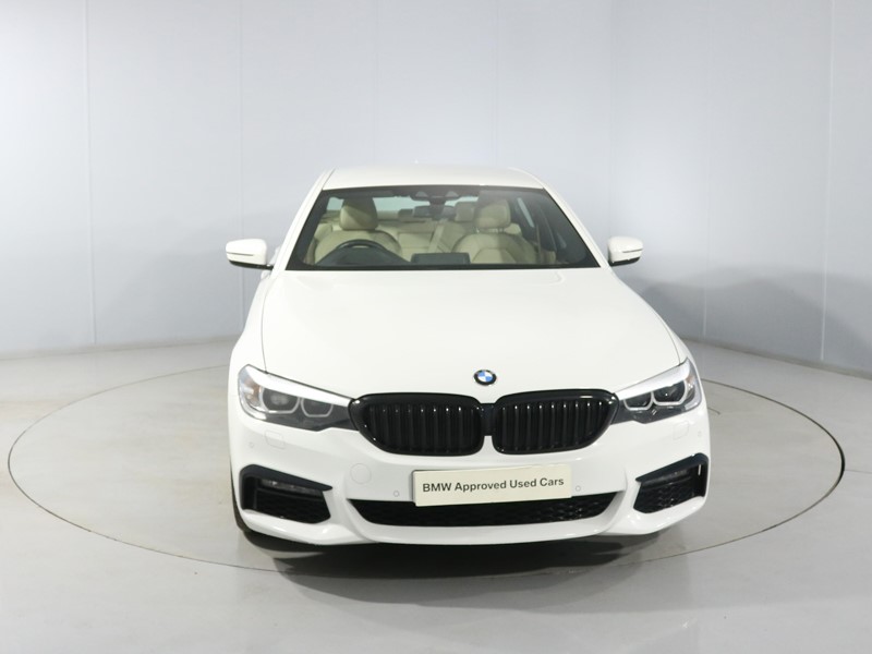 2020 (69) BMW 5 SERIES 540i xDrive M Sport 4dr Auto 5091579