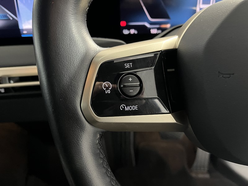 2022 (72) BMW iX 240kW xDrive40 M Sport Edition 76.6kWh 5dr Auto 5007713