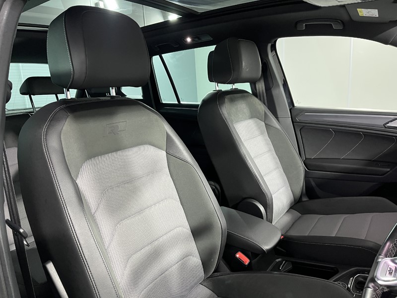 2019 (19) VOLKSWAGEN TIGUAN 2.0 TDi 150 4Motion R-Line Tech 5dr DSG 5012778