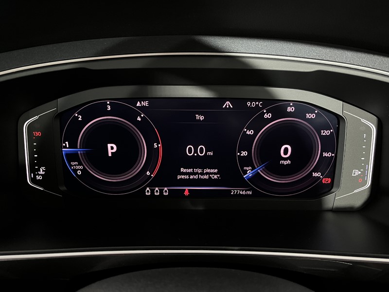 2019 (19) VOLKSWAGEN TIGUAN 2.0 TDi 150 4Motion R-Line Tech 5dr DSG 5012776