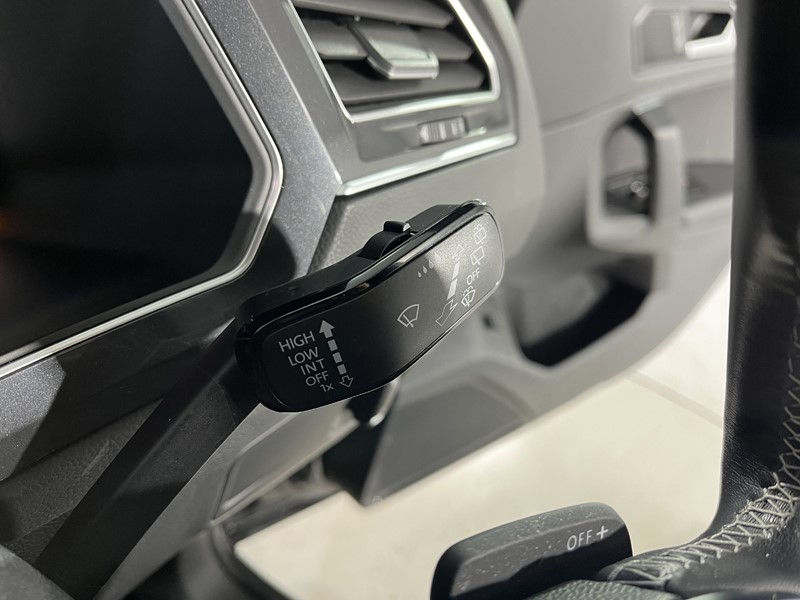 2019 (19) VOLKSWAGEN TIGUAN 2.0 TDi 150 4Motion R-Line Tech 5dr DSG 5012793