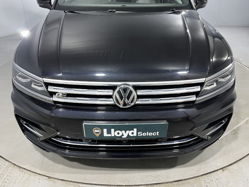 2019 (19) VOLKSWAGEN TIGUAN 2.0 TDi 150 4Motion R-Line Tech 5dr DSG 5012806