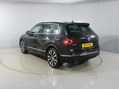 2019 (19) VOLKSWAGEN TIGUAN 2.0 TDi 150 4Motion R-Line Tech 5dr DSG