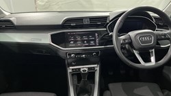 2022 (22) AUDI Q3 35 TFSI Sport 5dr 5007600