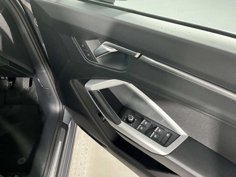 2022 (22) AUDI Q3 35 TFSI Sport 5dr 5007614