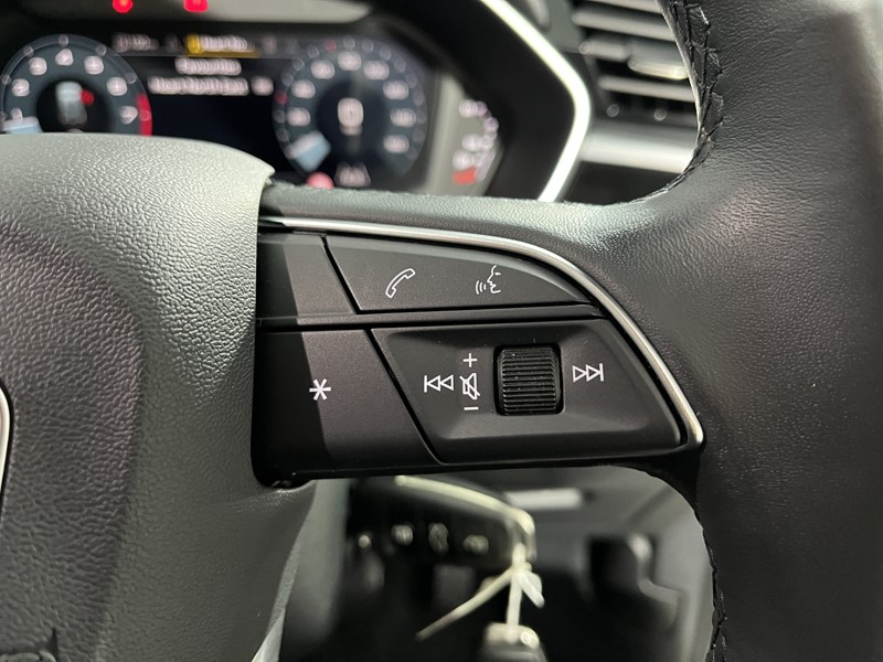 2022 (22) AUDI Q3 35 TFSI Sport 5dr 5007618