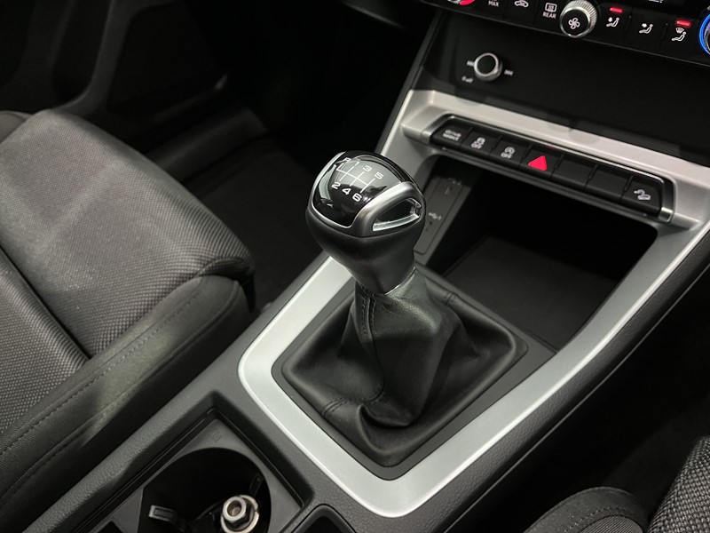 2022 (22) AUDI Q3 35 TFSI Sport 5dr 5007606